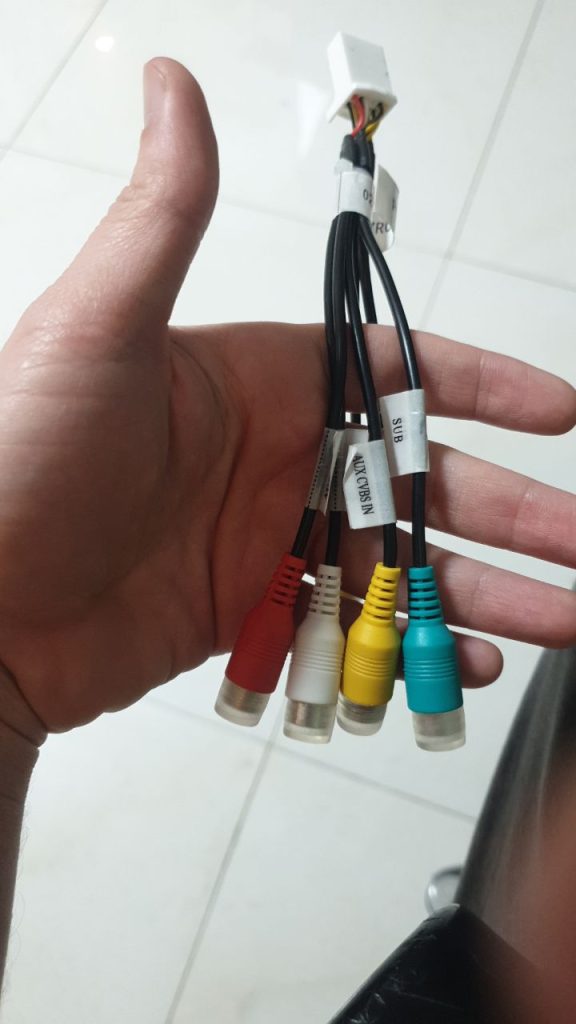 کابل آمپلی مالتی‌مدیا